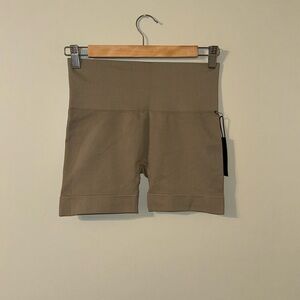 Set active bike short